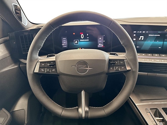 Opel Astra 10 of 14