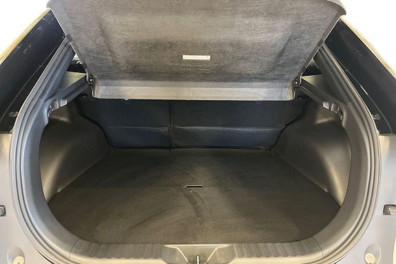 Toyota C-HR 12 of 21