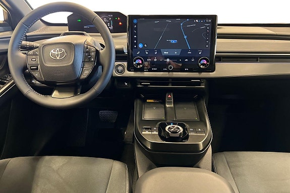 Toyota C-HR 9 of 21