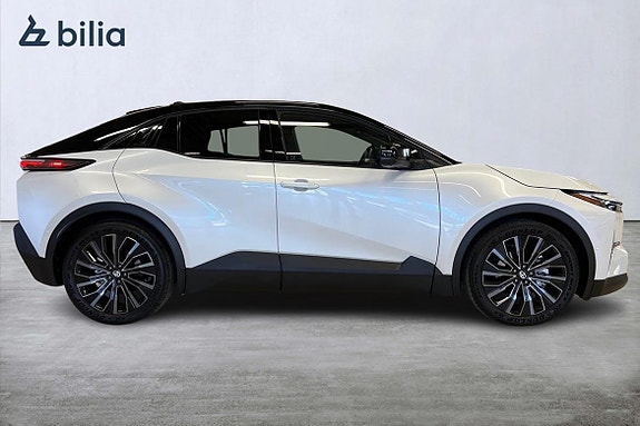 Toyota C-HR 18 of 21