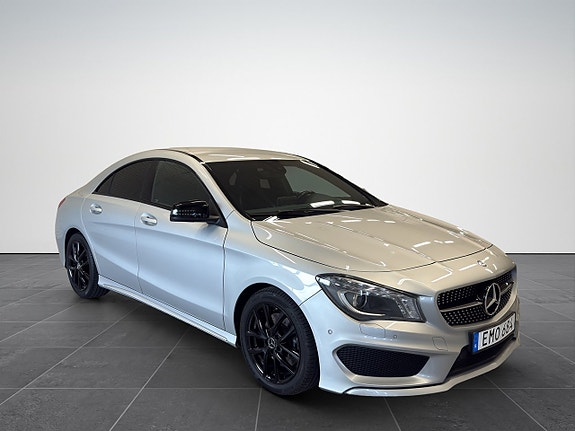 Mercedes-Benz CLA220 4 of 16