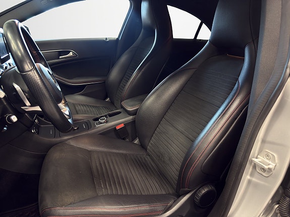 Mercedes-Benz CLA220 10 of 16