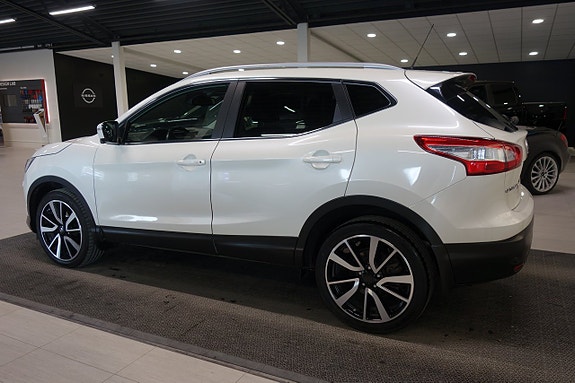 Nissan Qashqai 2 of 6
