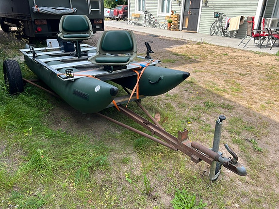 Sea Eagle 375FC Foldcat 3 of 5