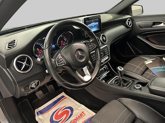 Mercedes-Benz A180 13 of 21