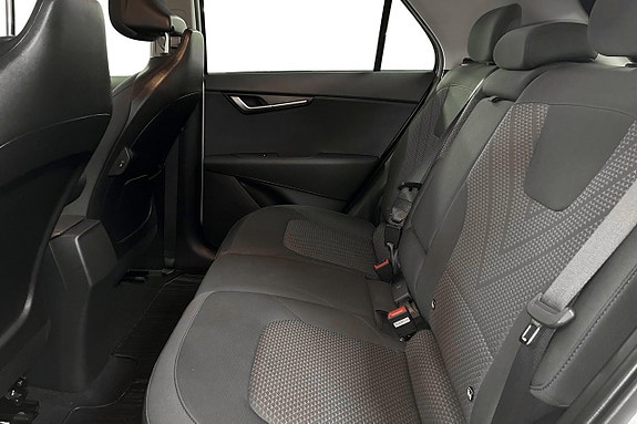 Kia Niro 11 of 22