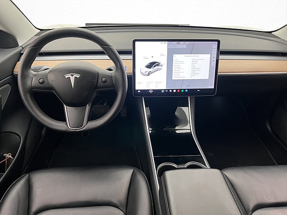 Tesla Model 3 14 of 30