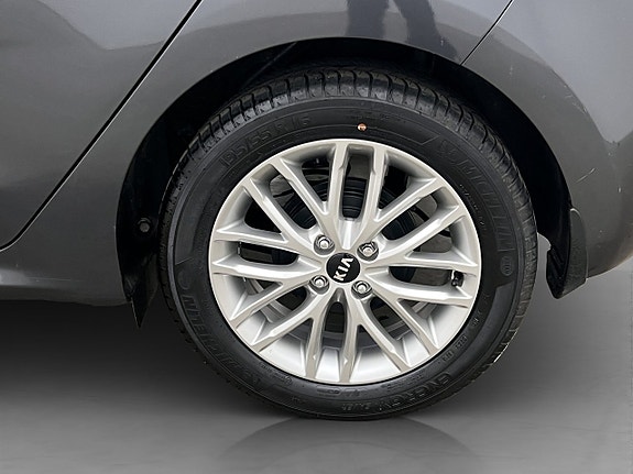 Kia Rio 30 of 30