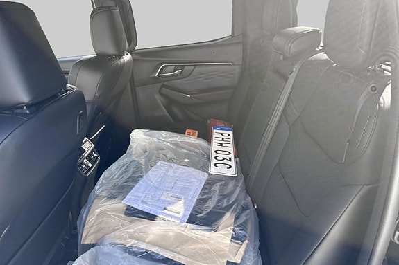 Isuzu D-max 9 of 14