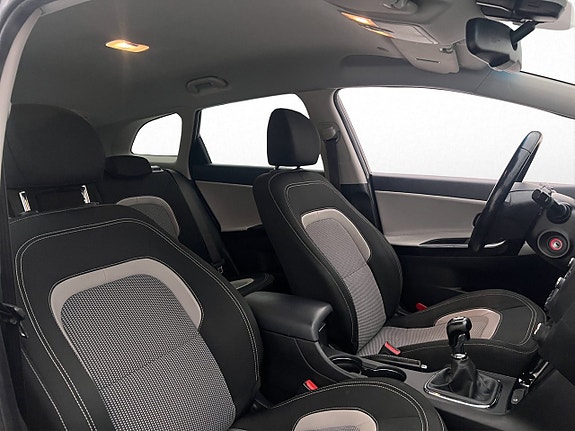 Kia Ceed 13 of 28