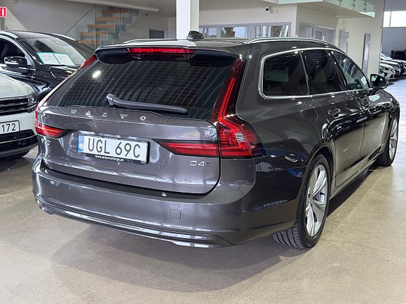 Volvo V90 6 of 21
