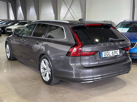 Volvo V90 4 of 21