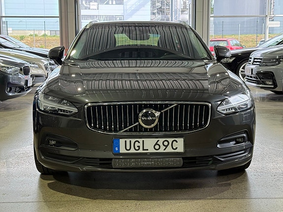 Volvo V90 10 of 21