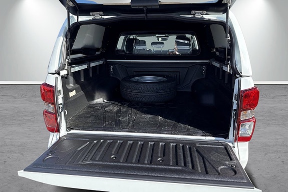 Isuzu D-max 14 of 15