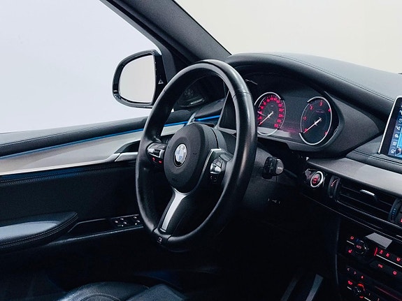 BMW X5 4 of 26