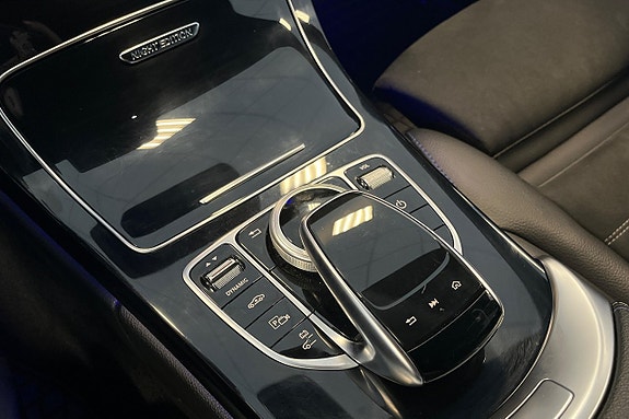 Mercedes-Benz C30 25 of 30