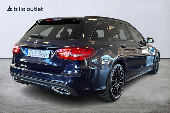 Mercedes-Benz C30 6 of 30
