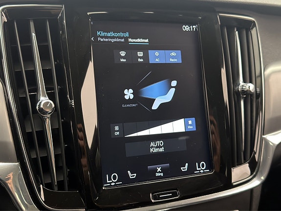 Volvo V90 24 of 30