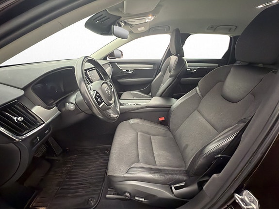 Volvo V90 11 of 30