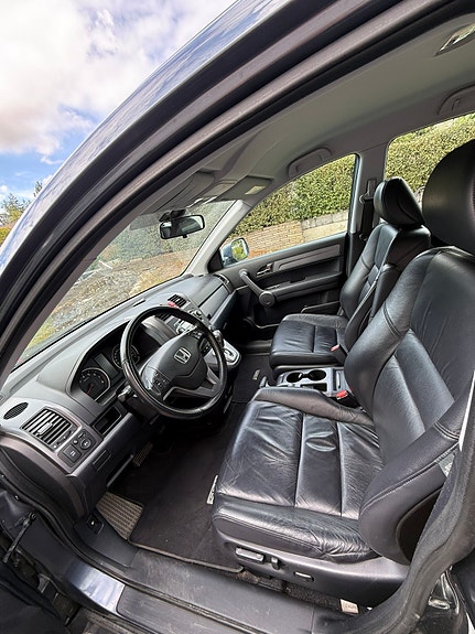 Honda CR-V 5 of 8
