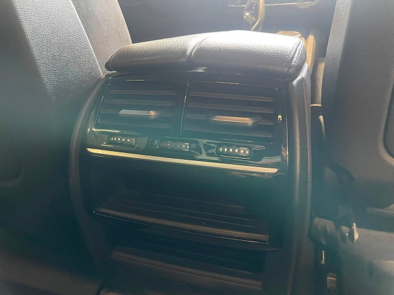 BMW 530e 14 of 30