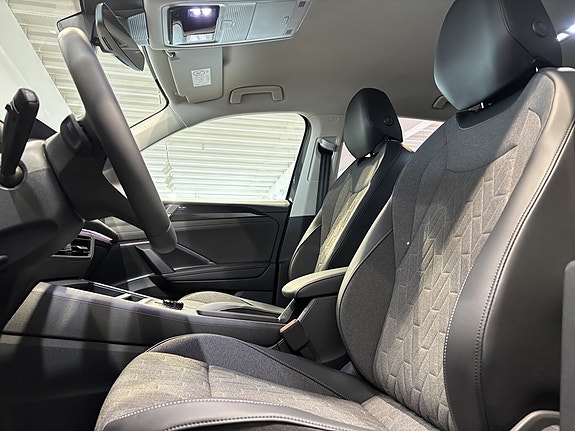 Volkswagen Tiguan 13 of 21