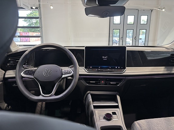 Volkswagen Tiguan 12 of 21