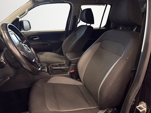 Volkswagen Amarok 9 of 17