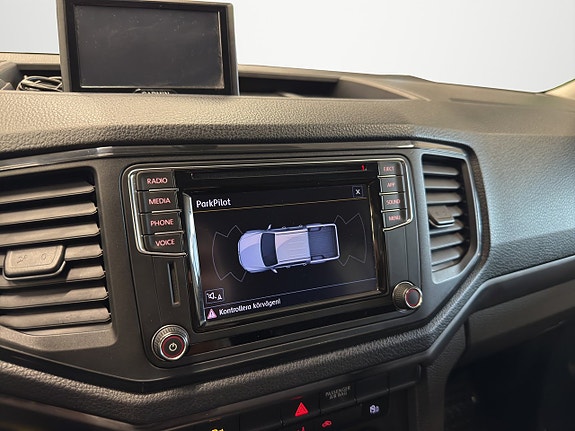 Volkswagen Amarok 16 of 17