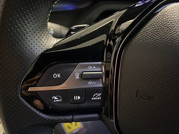 Peugeot 408 22 of 23