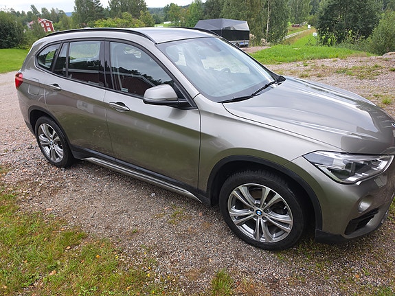 BMW X1 6 of 12