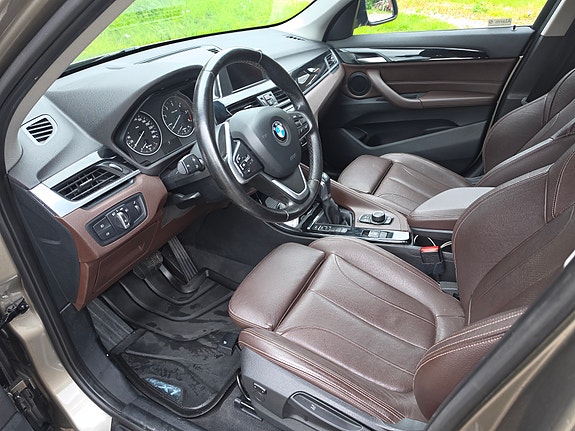 BMW X1 9 of 12