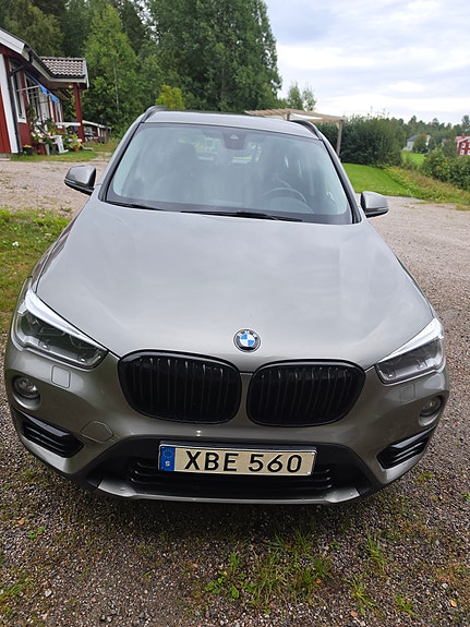 BMW X1 2 of 12