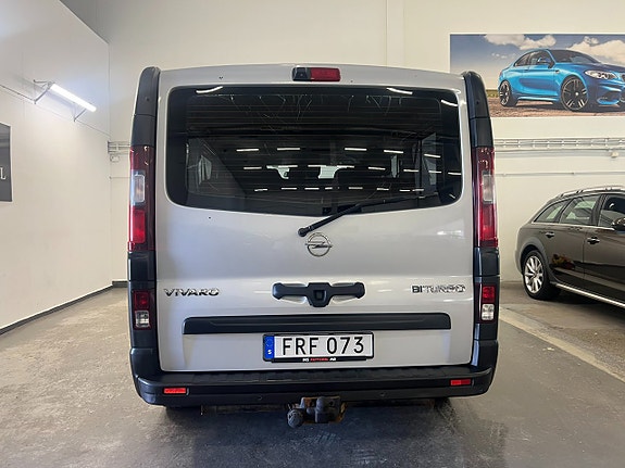 Opel Vivaro 5 of 15