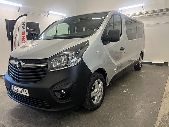 Opel Vivaro 3 of 15
