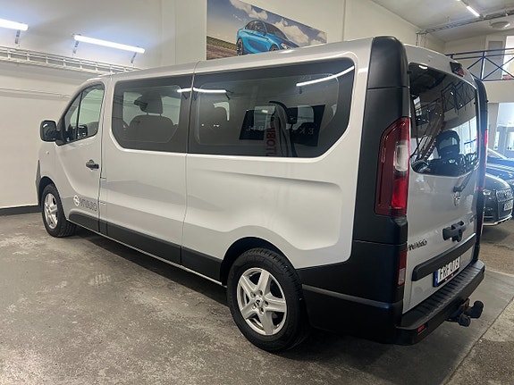 Opel Vivaro 4 of 15