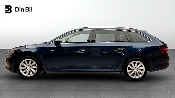 Skoda Superb 2 of 16