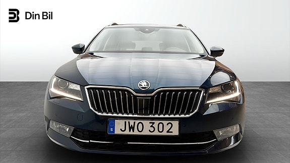 Skoda Superb 4 of 16