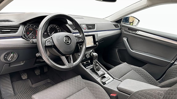 Skoda Superb 7 of 16