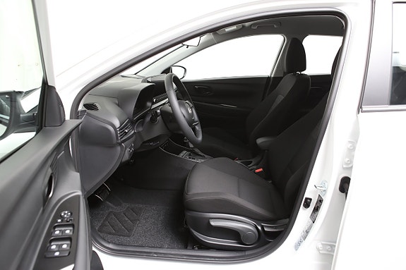 Hyundai Bayon 7 of 18