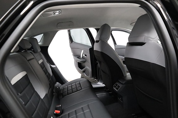 Citroen C4 X 16 of 23
