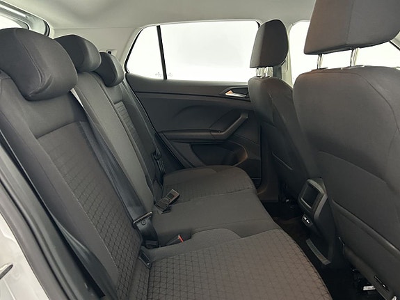 Volkswagen T-Cross 13 of 19