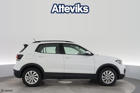 Volkswagen T-Cross 2 of 19