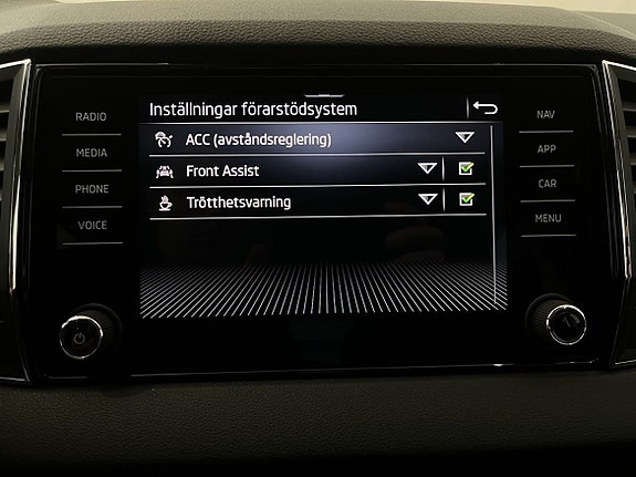 Skoda Karoq 18 of 24