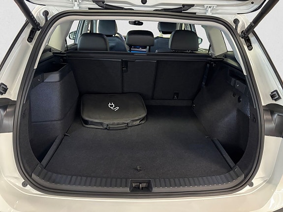 Volkswagen Tayron 12 of 12