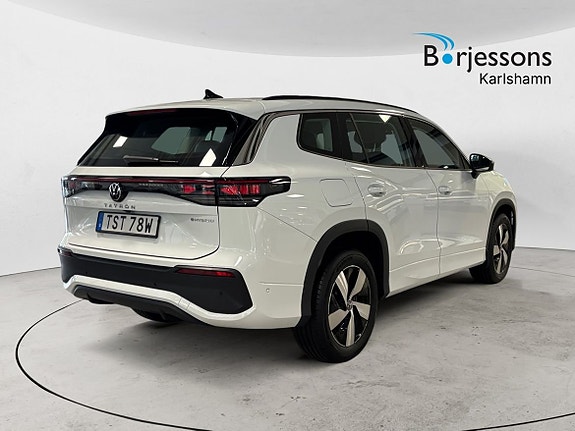 Volkswagen Tayron 3 of 12