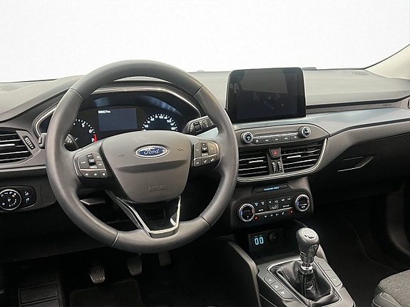 Ford Focus 12 of 30