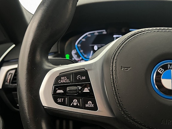 BMW 530e 21 of 30