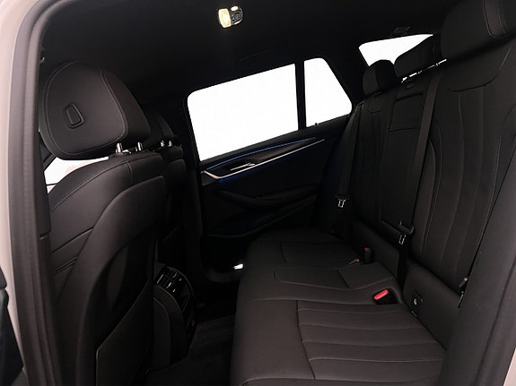 BMW 530e 19 of 30