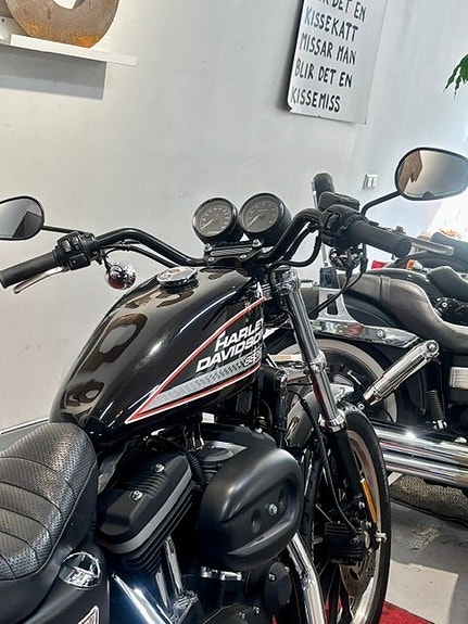 Harley-Davidson XL883R Sportster Sport 883 5 of 6